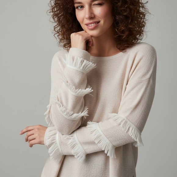 Design 365 Sweaters - Beautiful Fringe Tan/White Sweater